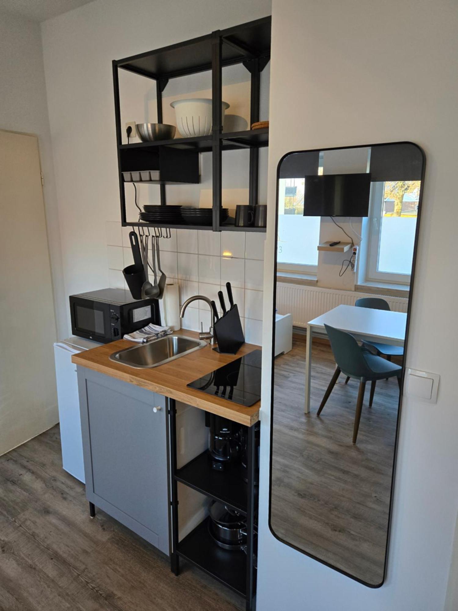 Pension Gp3, Zimmer Mit Kochnische Und Duschbad Vor Den Toren Berlins Dallgow-Doeberitz Extérieur photo
